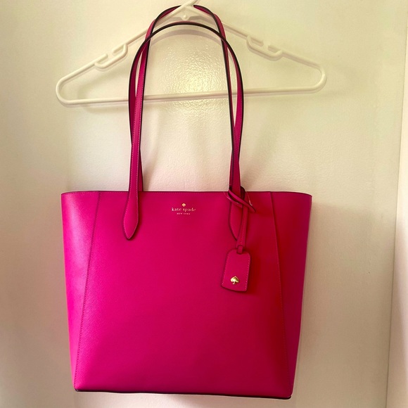 kate spade Handbags - ♠️ kate spade ♠️ dana tote